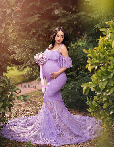 Lace maternity dress